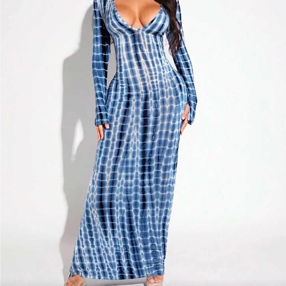 Fashion Nova Blue Tie-Dye Maxi Dress